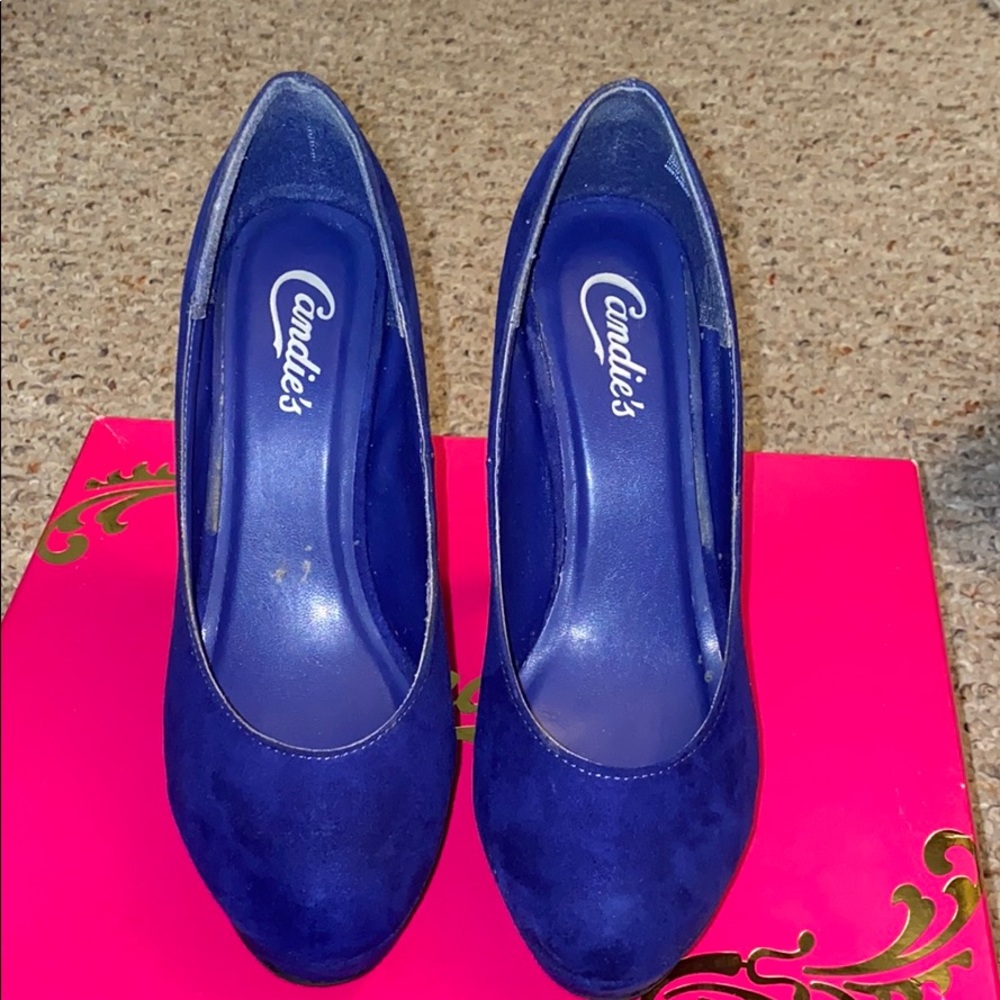 Woman’s Size 6.5 Candies CabelaBlue Heel